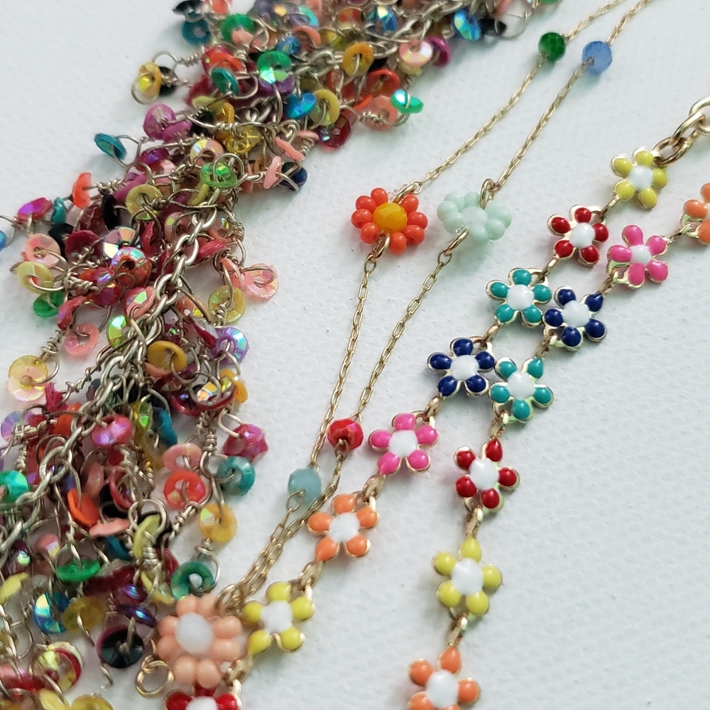 Daisy Necklace Lot Of 3 Necklaces